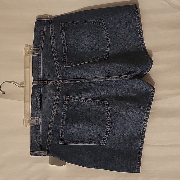 Women High-Rise Button-Fly Slouchy Straight Jean Shorts, Size: 18, NWT - Picture 5 of 8